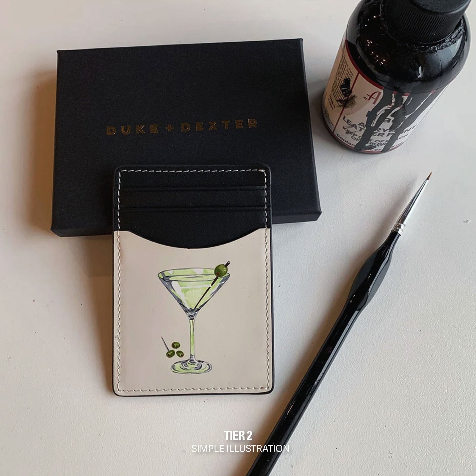 CANDYTUNE ユニフォーム ポストカード 銀テープ Custom Hand-Painted Card Holder | DUKE + DEXTER