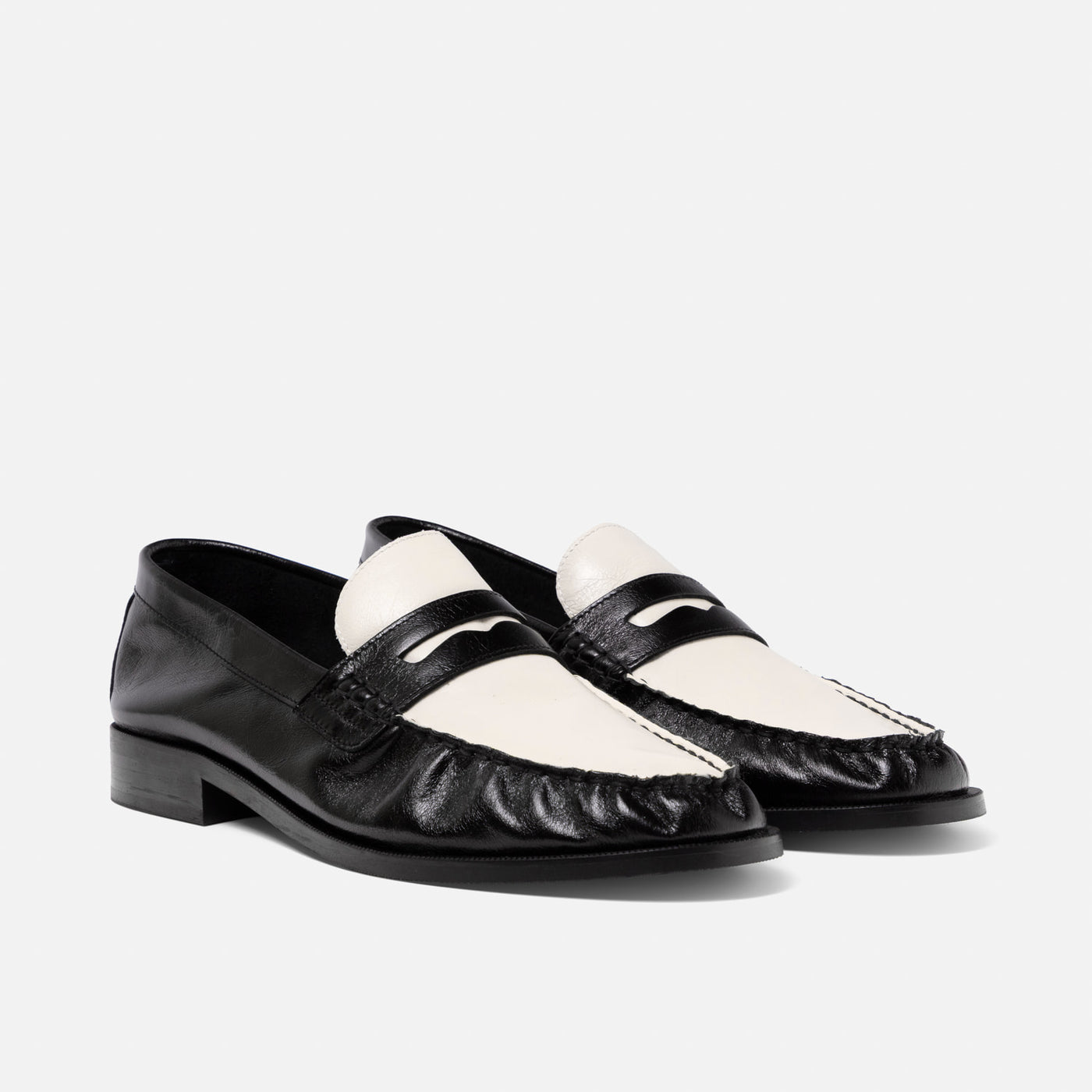 Ezra Black + White Leather Pleated Ruched Loafer - Men's | DUKE +