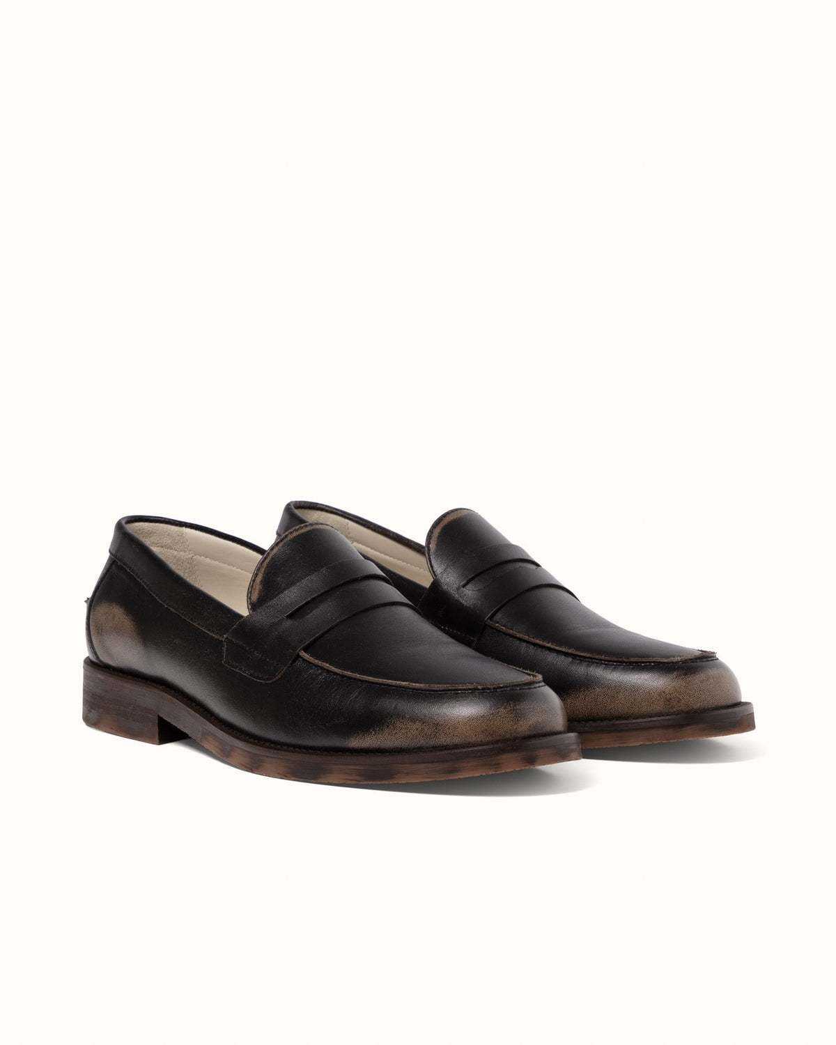 Wilde Black Distressed Penny Loafer - Men's