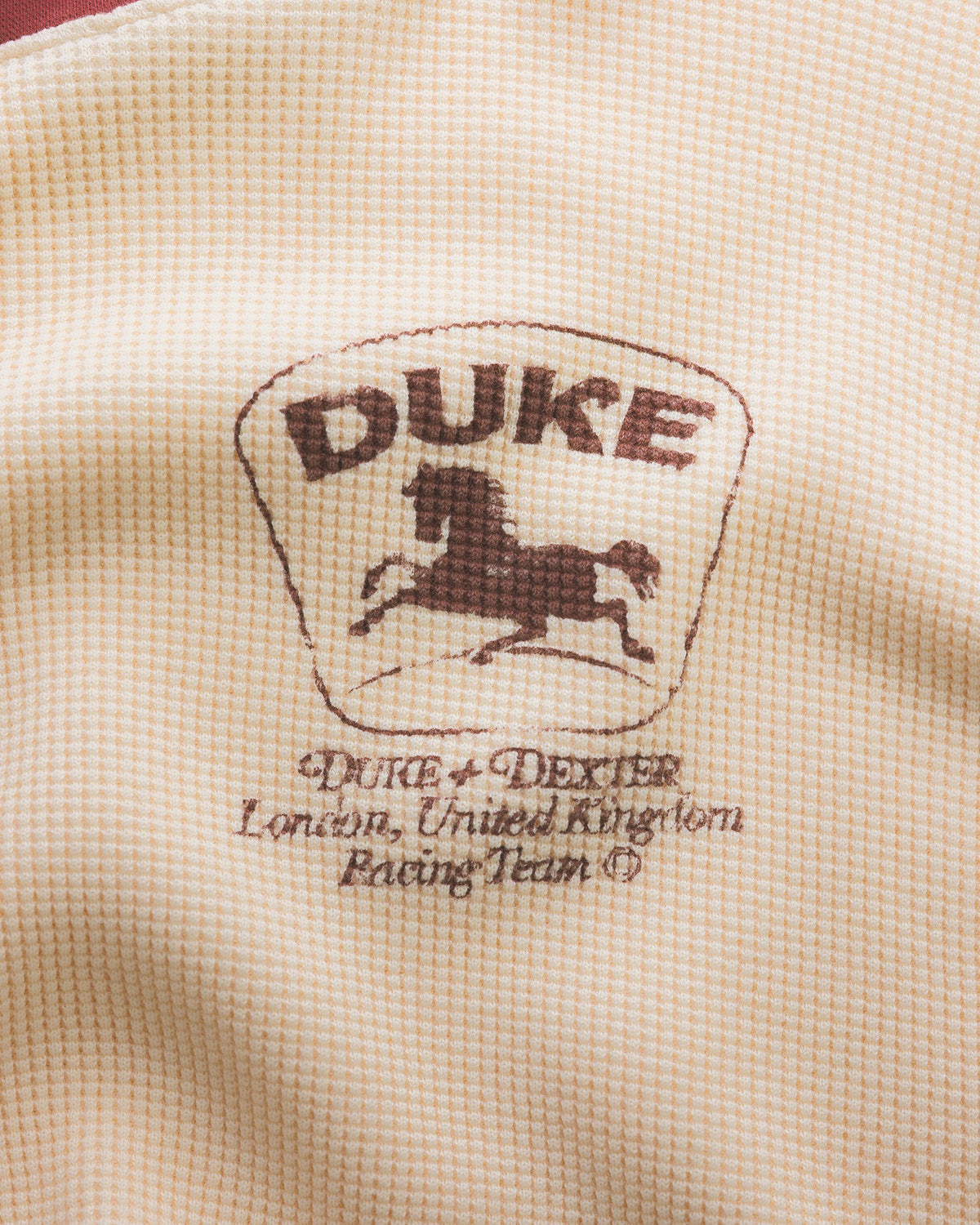 DR4 Antique White Racing Waffle Top