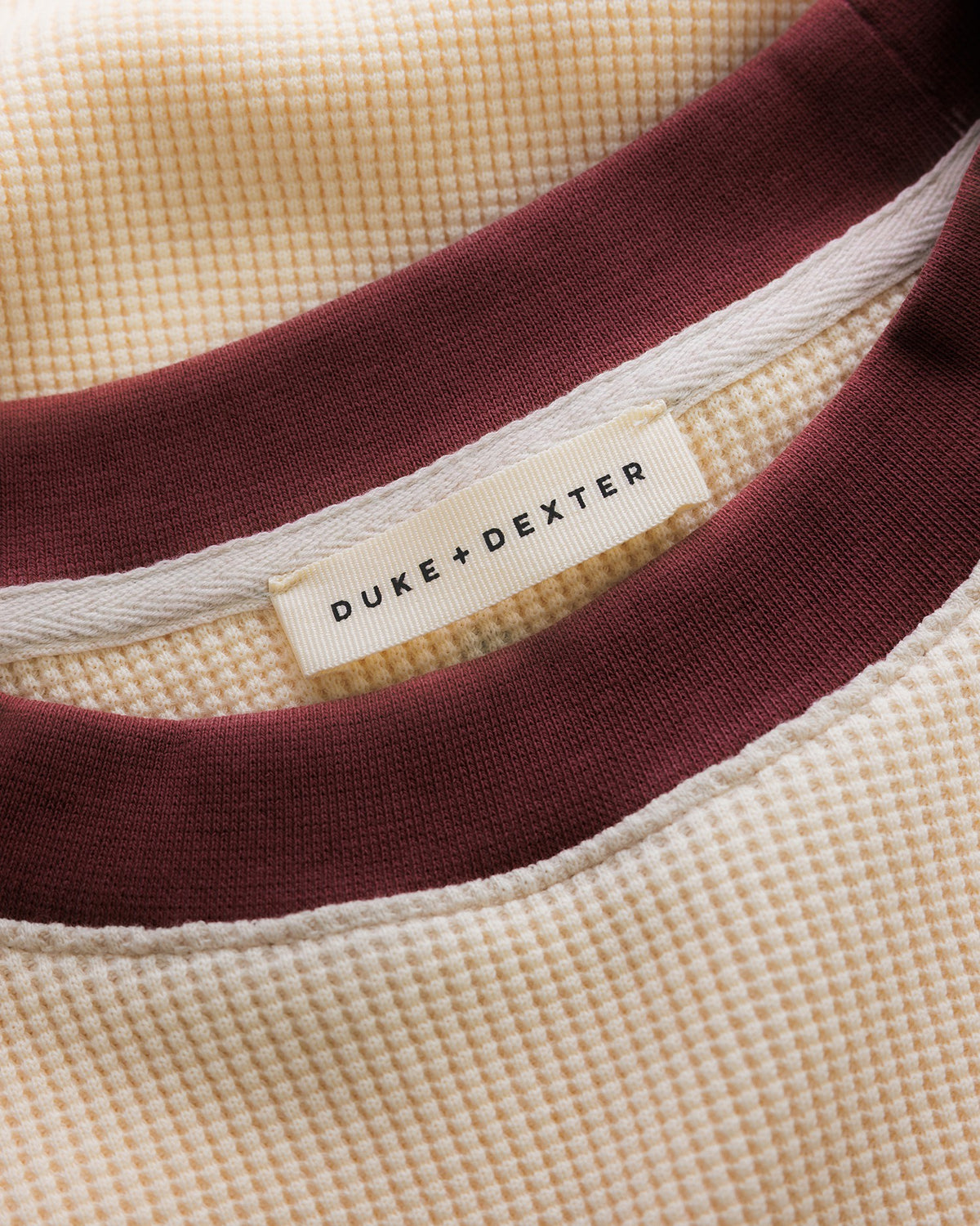 DR4 Antique White Racing Waffle Top