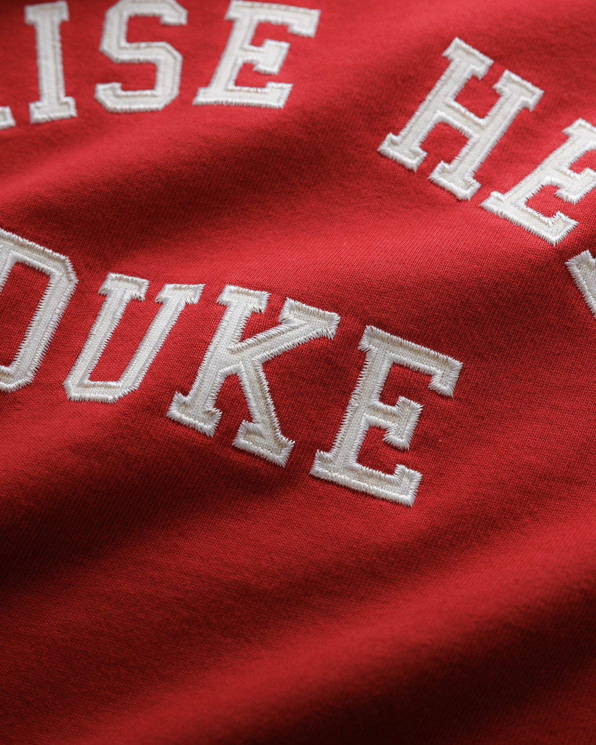 MC Raise Hell Cherry Red + Vintage White College T-Shirt