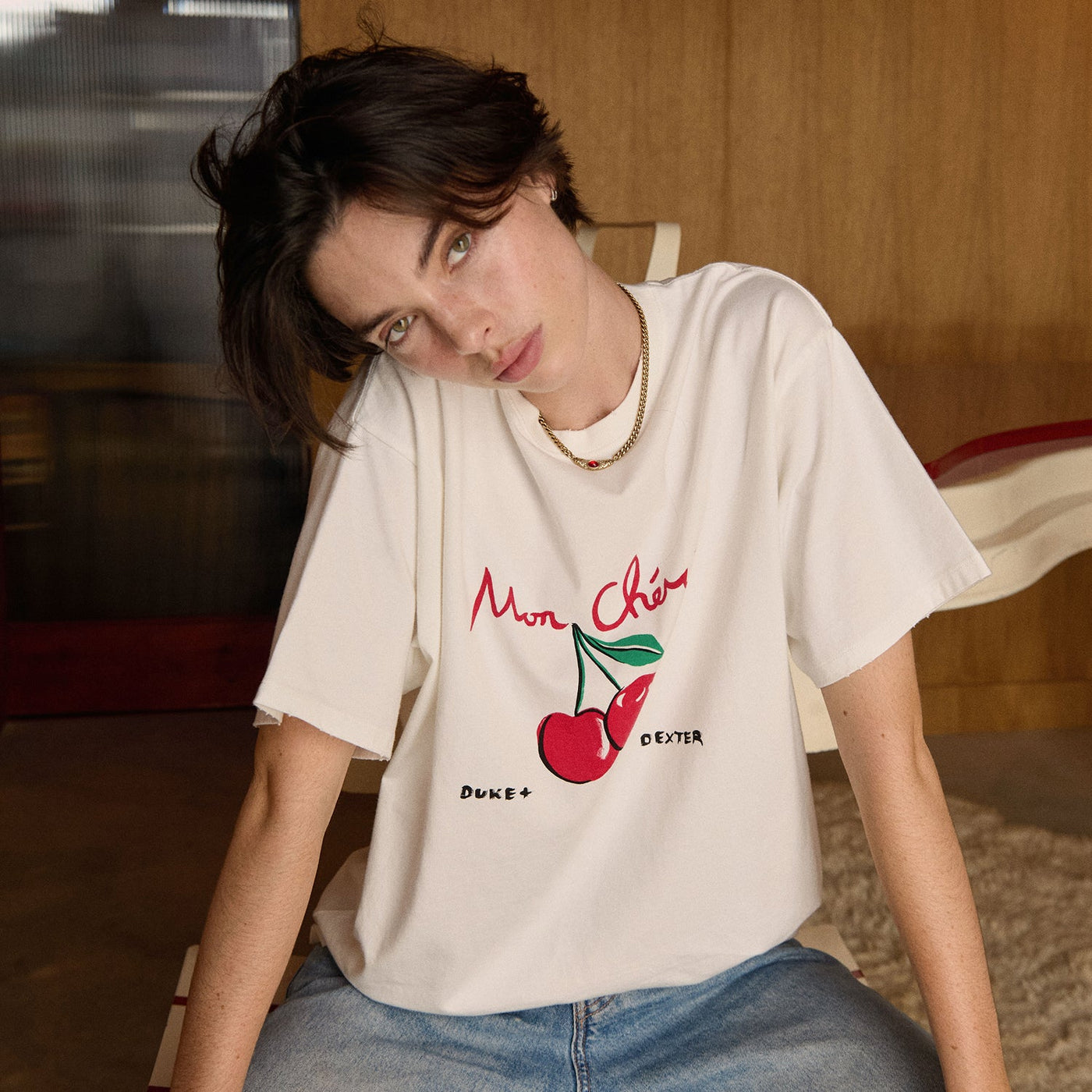 DEICY♡moncheri Tシャツ♡新品 Mon Chéri Cherry Vintage White T-Shirt | DUKE + DEXTER