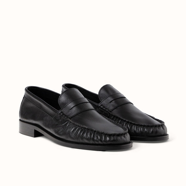Ezra Black Tumbled Ruched Loafer - Men's