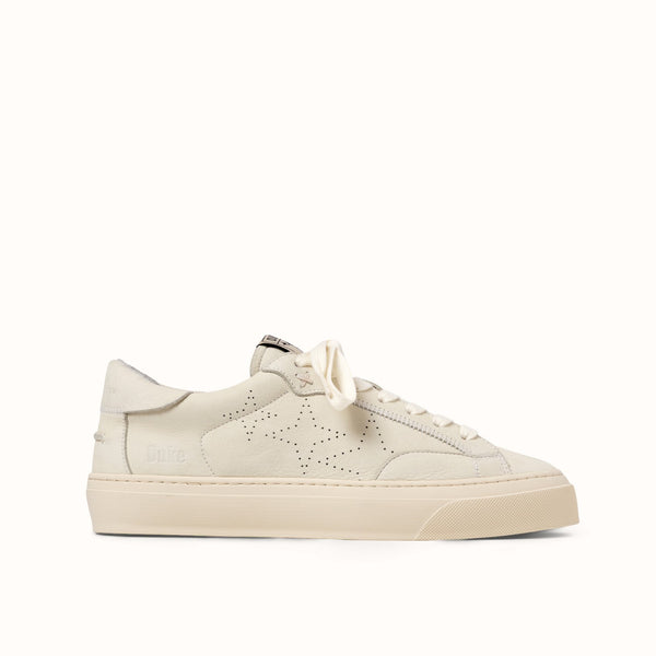 Plus Court Vintage White Sneaker - Women's