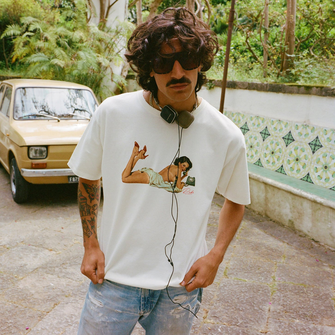 Pin Up Girl Printed Vintage White T-Shirt | DUKE + DEXTER